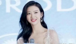 娱乐圈的新爆料明星,明星恋情曝光，真相令人震惊！